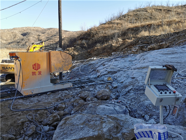 長沙凱發超硬材料科技有限公司,長沙礦山石材開采設備銷售,長沙金剛石繩鋸機銷售,金剛石串珠繩生產銷售，水平鉆機生產銷售